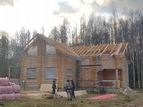 Монтаж кровли из металлочерепицы в Островце
