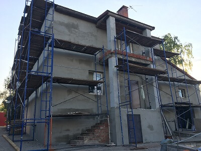 Отделка фасада частного дома в Островце