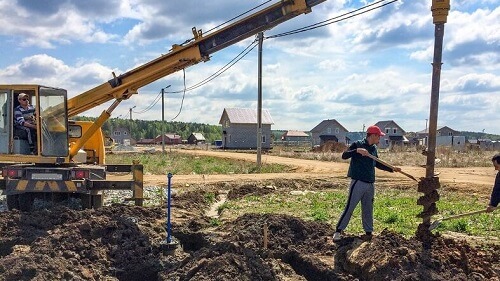 Свайно-ростверковый фундамент в Островце